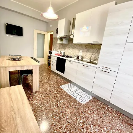 Locazione Turistica Il Fico D'india - Casa Jaci Apartment *