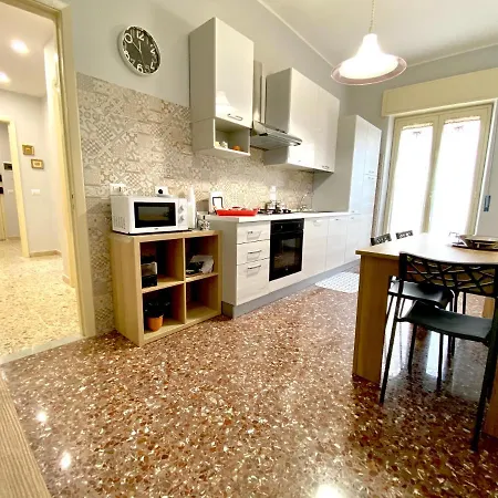 Apartment Locazione Turistica Il Fico D'india - Casa Jaci *