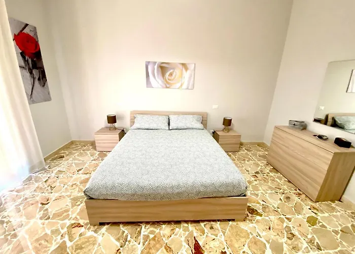 Locazione Turistica Il Fico D'india - Casa Jaci Hotel Acireale